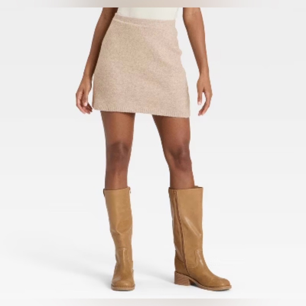 Universal Thread Tan Pencil Skirt